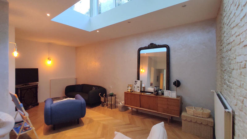 Maison - 183 m² - 8 pièces