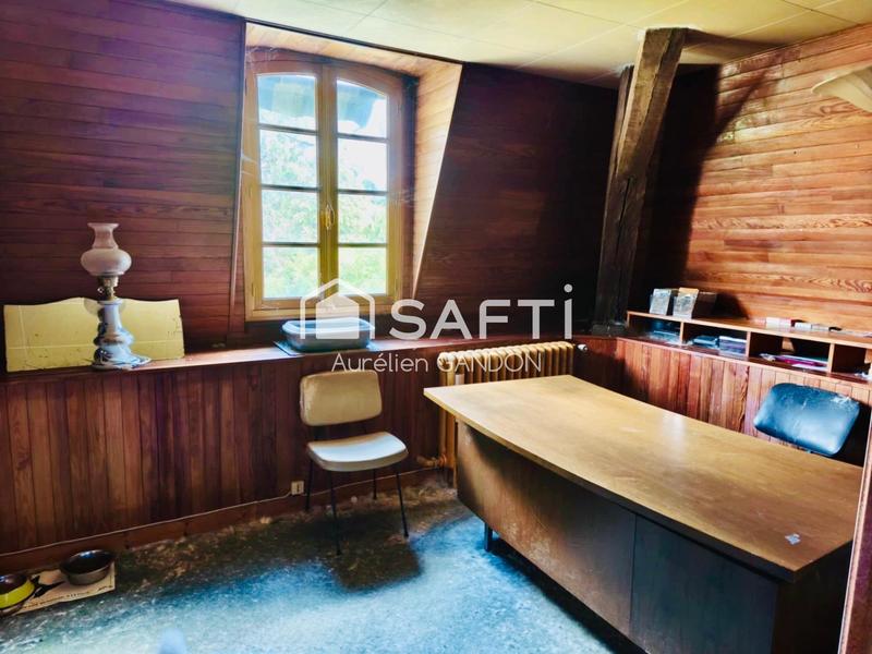 Maison - 320 m² - 8 pièces