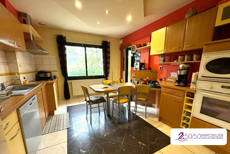 Maison contemporaine - 136 m² - 6 pièces