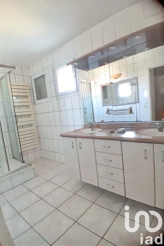 Maison - 97 m² - 4 pièces