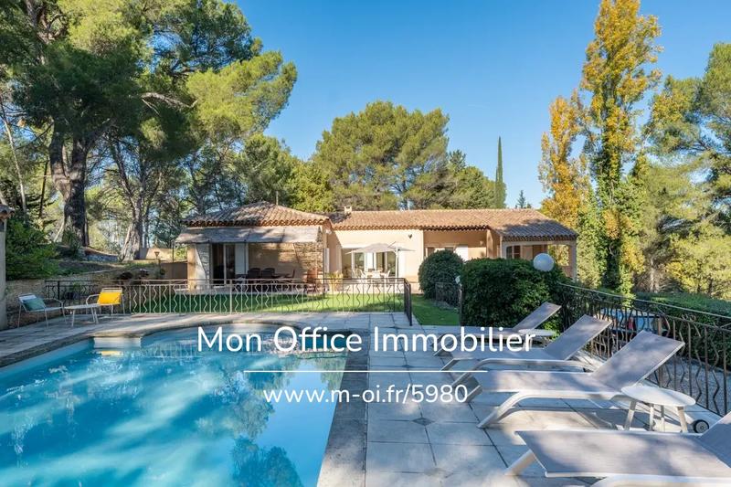 Villa - 250 m² - 7 pièces