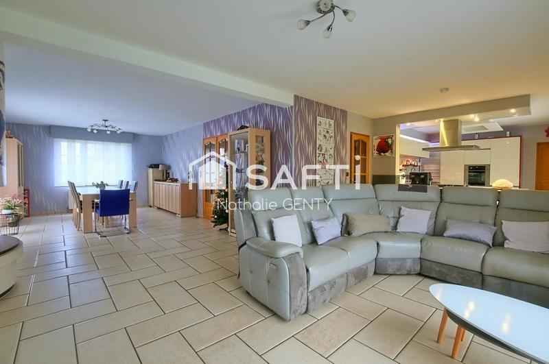 Maison - 195 m² - 9 pièces