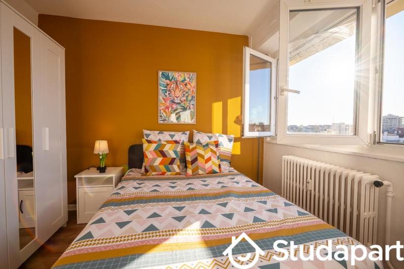 Chambre - 14 m² - 1 pièce