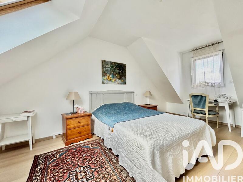 Maison - 122 m² - 6 pièces