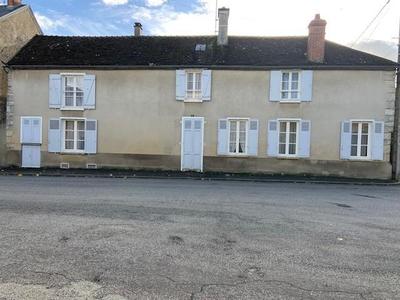 Maison - 162 m² - 8 pièces