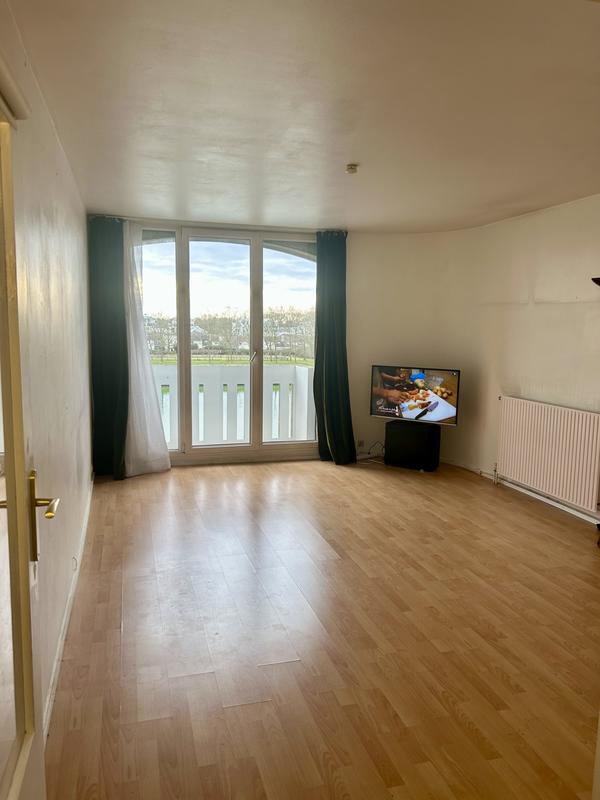 Appartement - 85 m² - 4 pièces