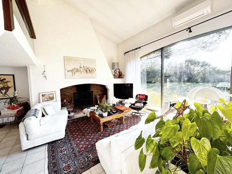 Villa - 202 m² - 5 pièces