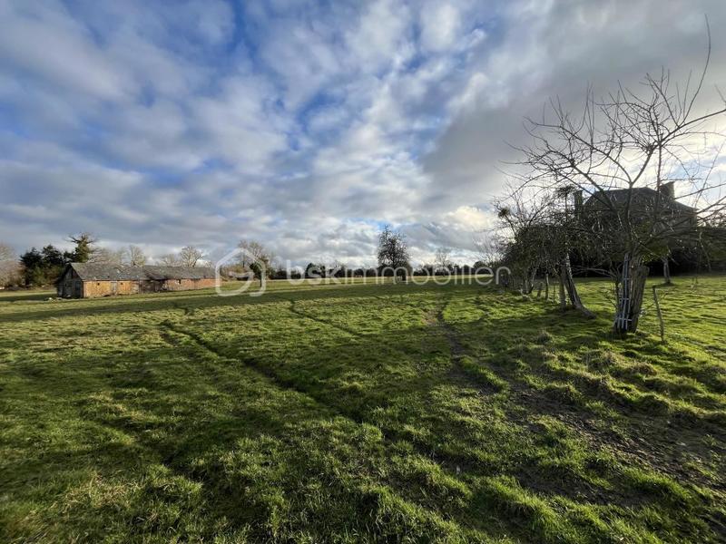 Corps de ferme - 280 m² - 11 pièces