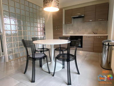 Maison - 103 m² - 2 pièces