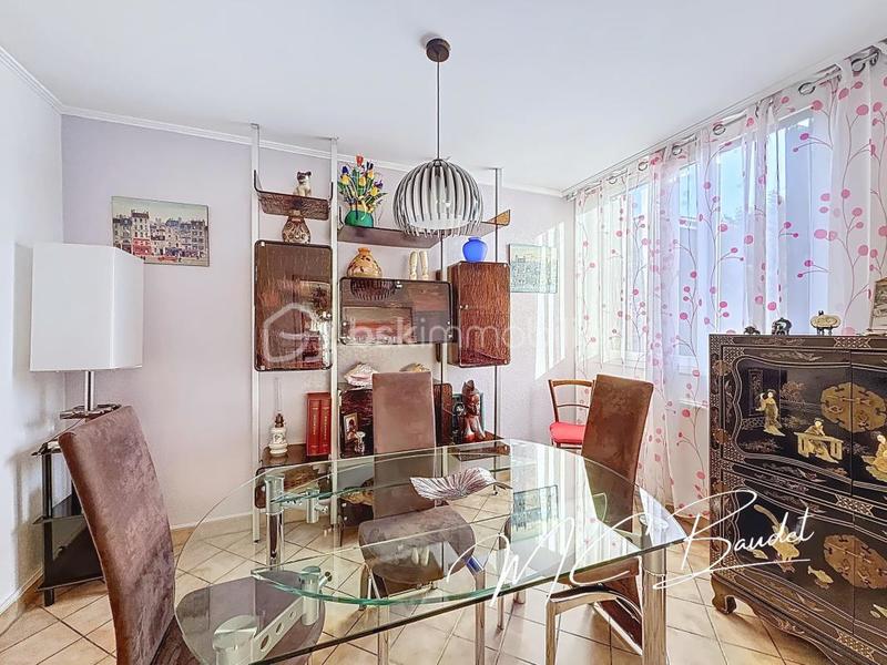 Appartement - 61 m² - 3 pièces