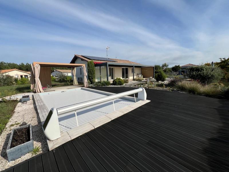 Maison - 90 m² - 4 pièces