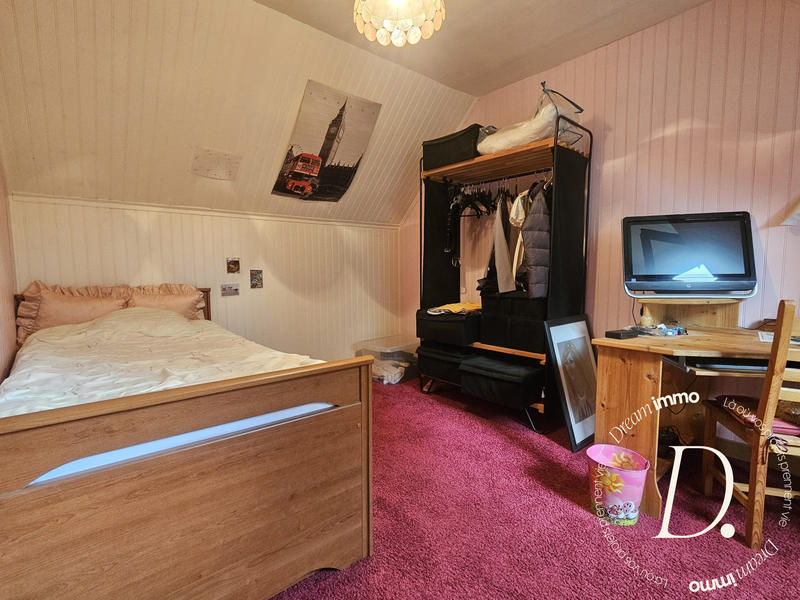 Maison traditionnelle - 120 m² - 6 pièces