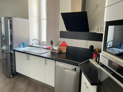 Appartement - 83 m² - 4 pièces