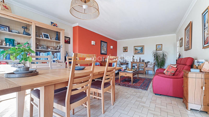 Maison - 145 m² - 6 pièces