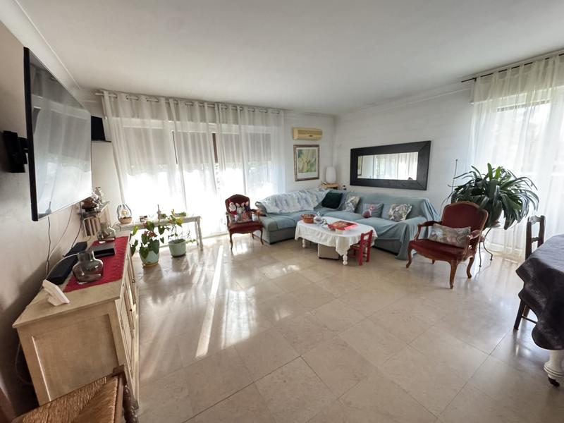 Maison - 176 m² - 7 pièces