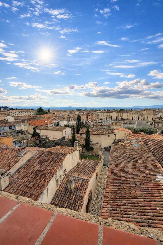 Immeuble - 155 m² - 6 pièces