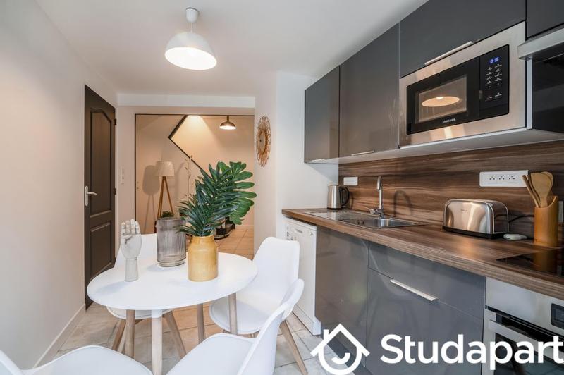 Chambre - 61 m² - 1 pièce