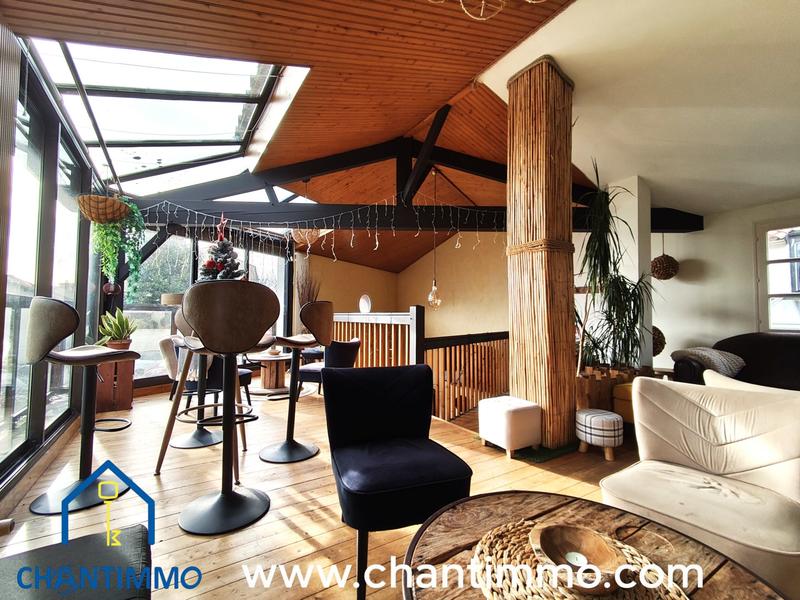 Maison - 200 m² - 5 pièces