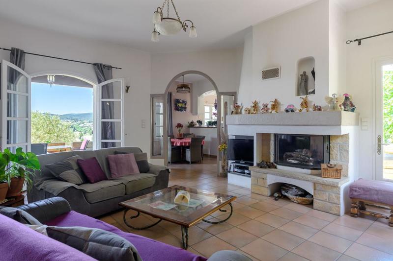 Maison - 150 m² - 4 pièces