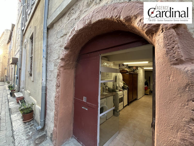 Viager - Local commercial - 77 m²