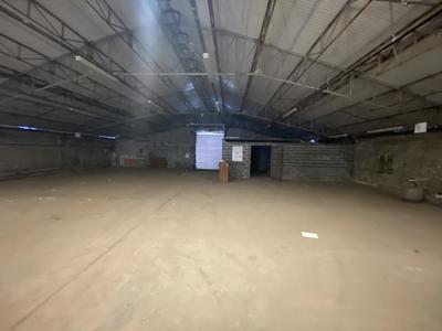 Local d'activité / Entrepôt - 600 m²