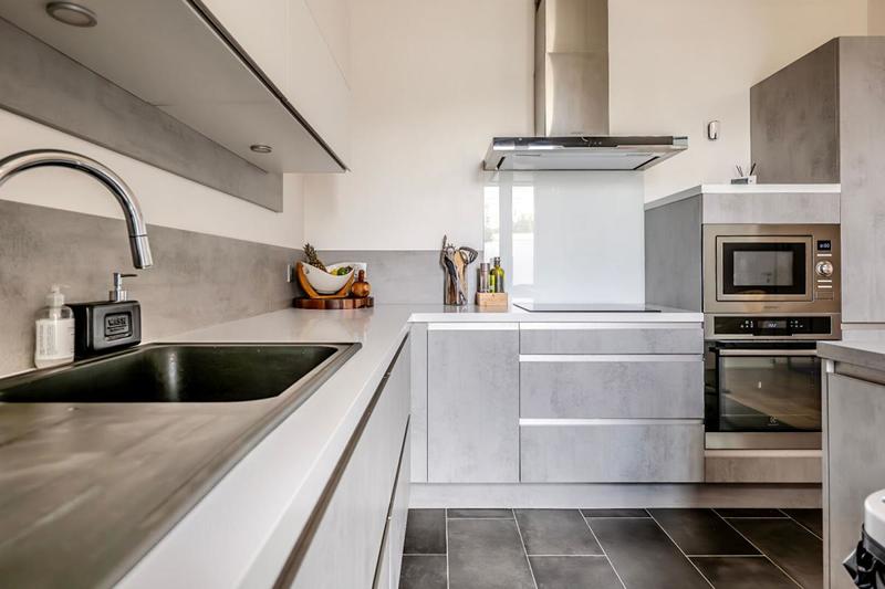 Maison - 168 m² - 8 pièces