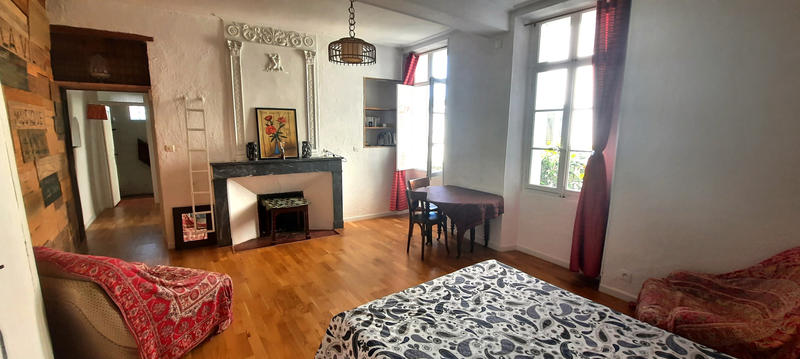Appartement - 200 m² - 6 pièces