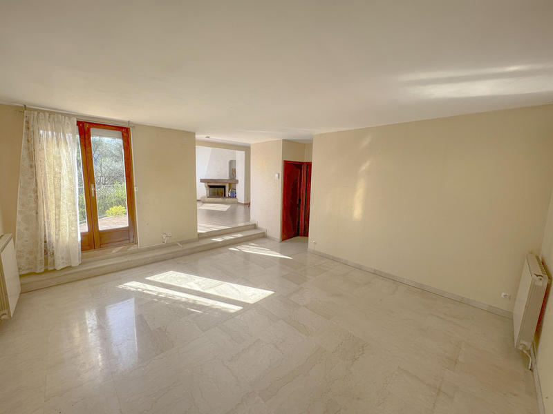 Maison - 199 m² - 6 pièces