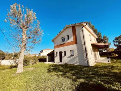 Maison - 115 m² - 4 pièces