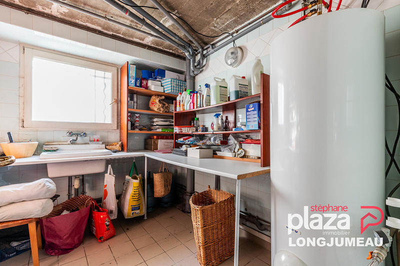 Maison - 297 m² - 8 pièces