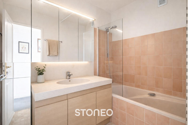 Appartement ancien - 104 m² - 5 pièces