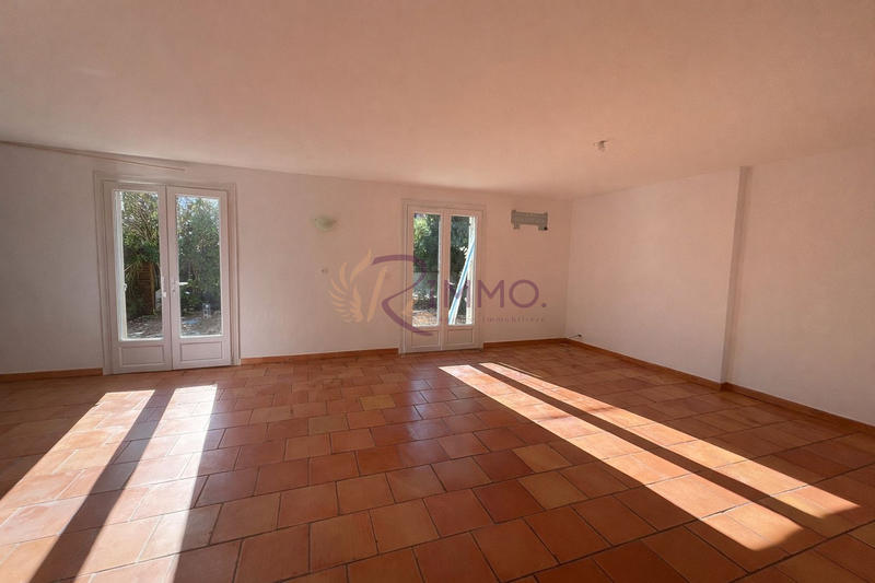 Appartement - 97 m² - 3 pièces