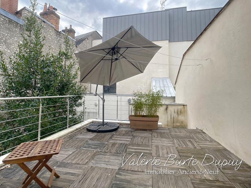 Maison - 214 m² - 7 pièces