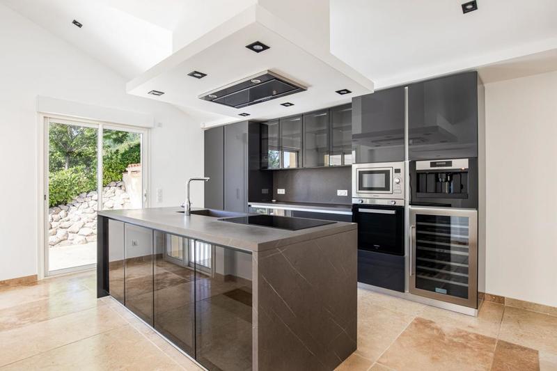 Villa - 280 m² - 8 pièces