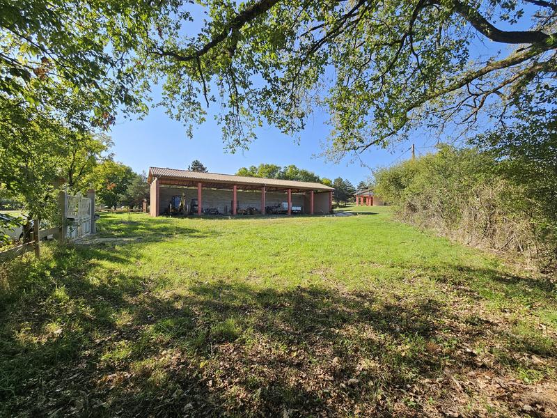 Propriété - 120 m² - 4 pièces