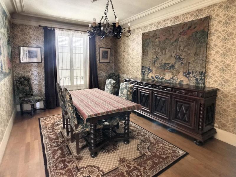 Maison - 167 m² - 6 pièces