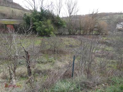 Terrain constructible - 1 600 m²