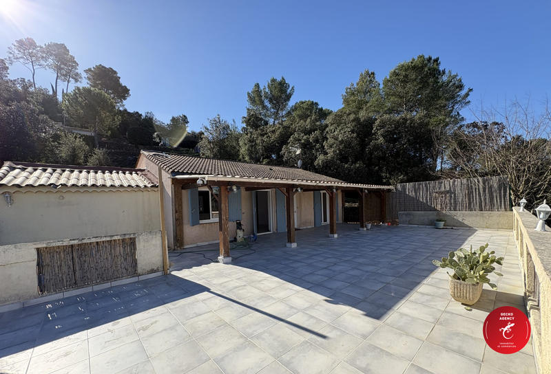 Maison - 160 m² - 6 pièces