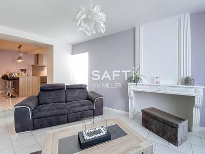 Maison - 97 m² - 4 pièces