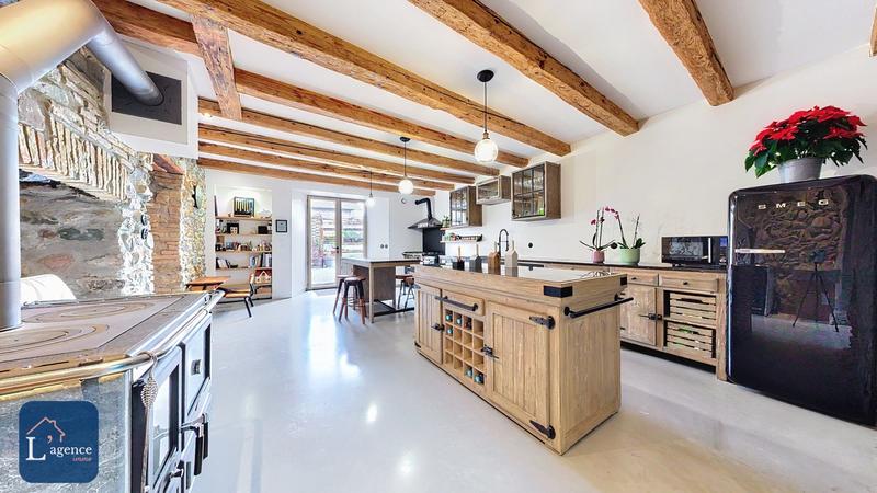 Maison - 499 m² - 7 pièces