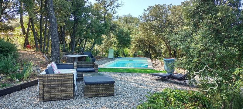 Propriété - 115 m² - 4 pièces