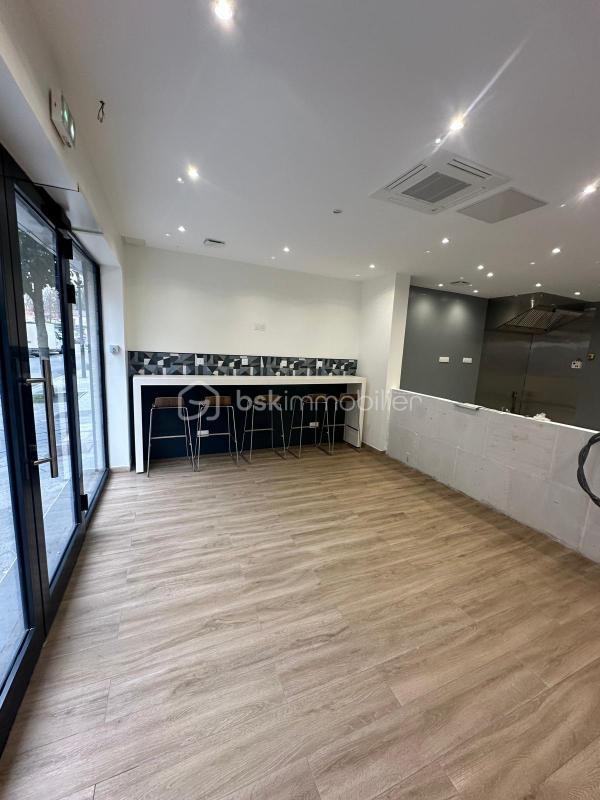 Immeuble - 144 m² - 7 pièces