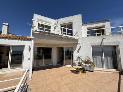 Maison - 170 m² - 5 pièces