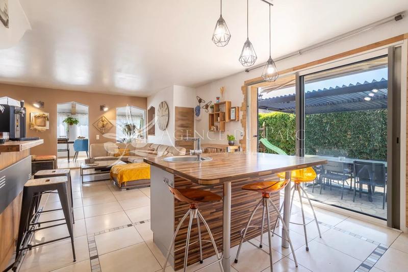 Villa - 171 m² - 5 pièces