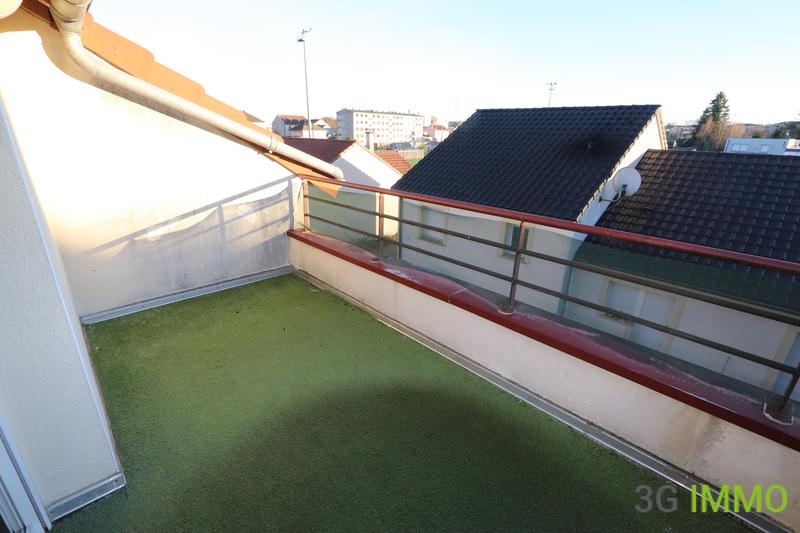 Appartement - 93 m² - 6 pièces