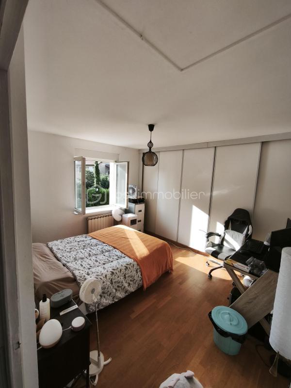 Maison - 99 m² - 4 pièces