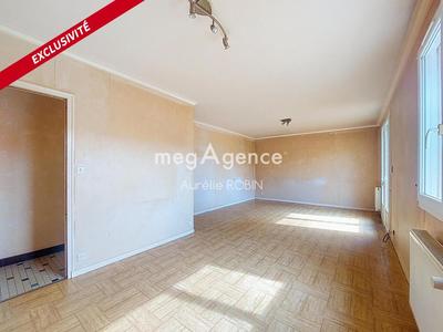 Maison - 89 m² - 5 pièces