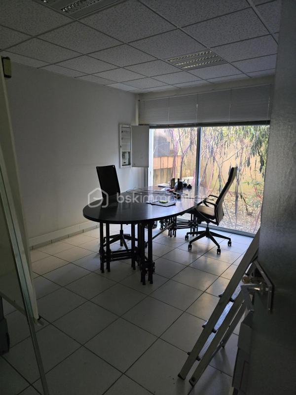 Immeuble - 270 m² - 10 pièces