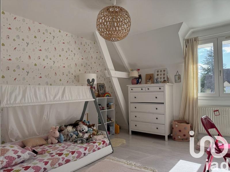 Maison - 213 m² - 7 pièces