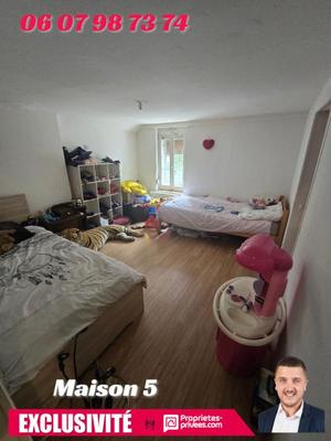 Maison - 350 m² - 1 pièce